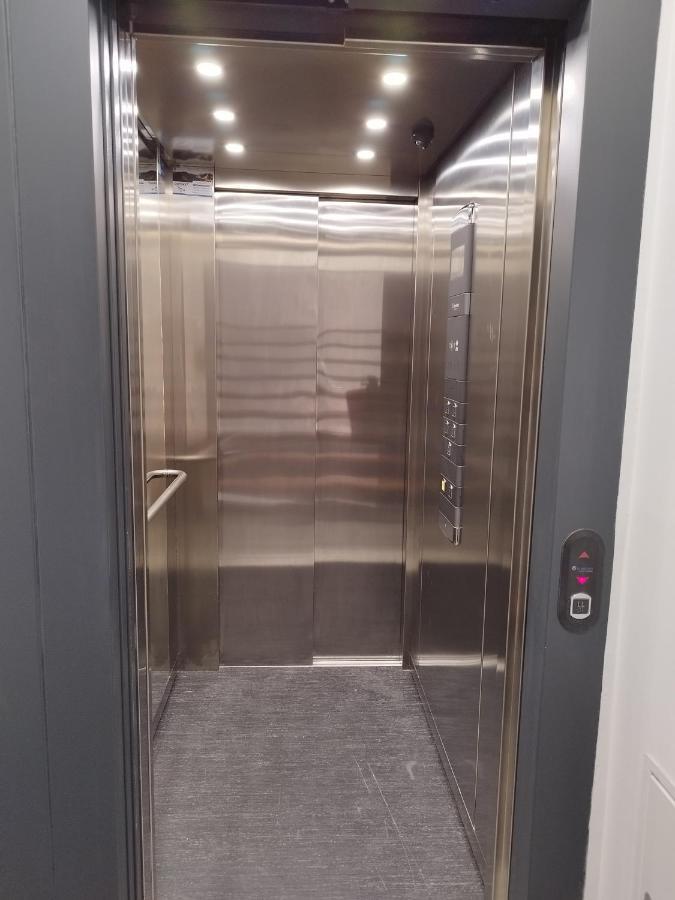 Hjs Guest House - The Majestic Loft 大加那利岛拉斯帕尔马斯 外观 照片